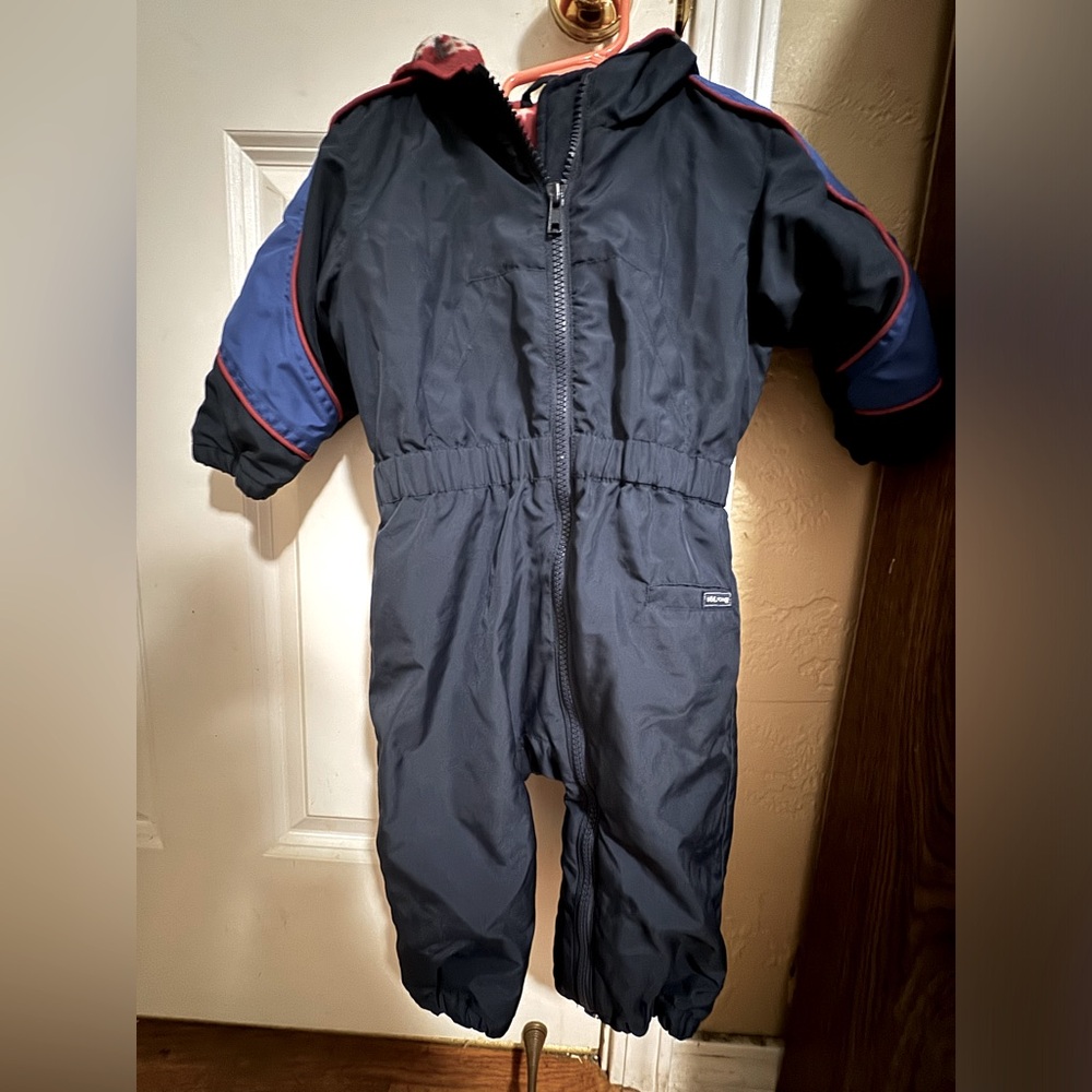 Retro snow suit GREAT condition 12-18mo Old Navy blue with red fleece inside